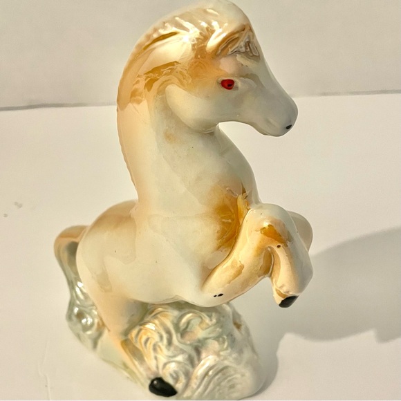 🐴🐴🤎Vintage Lusterware Ceramic Rearing Horse Figurine Iridescent Sheen Brazil - Picture 2 of 6